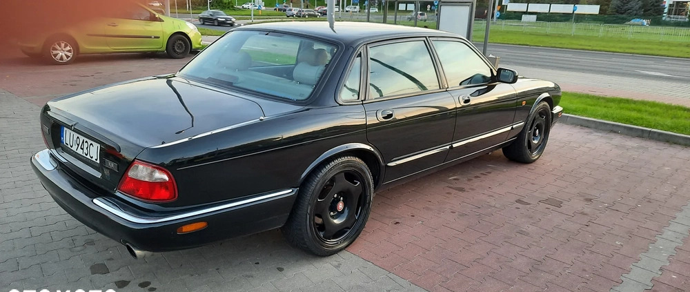 Jaguar XJR cena 34000 przebieg: 278200, rok produkcji 2000 z Lublin małe 16